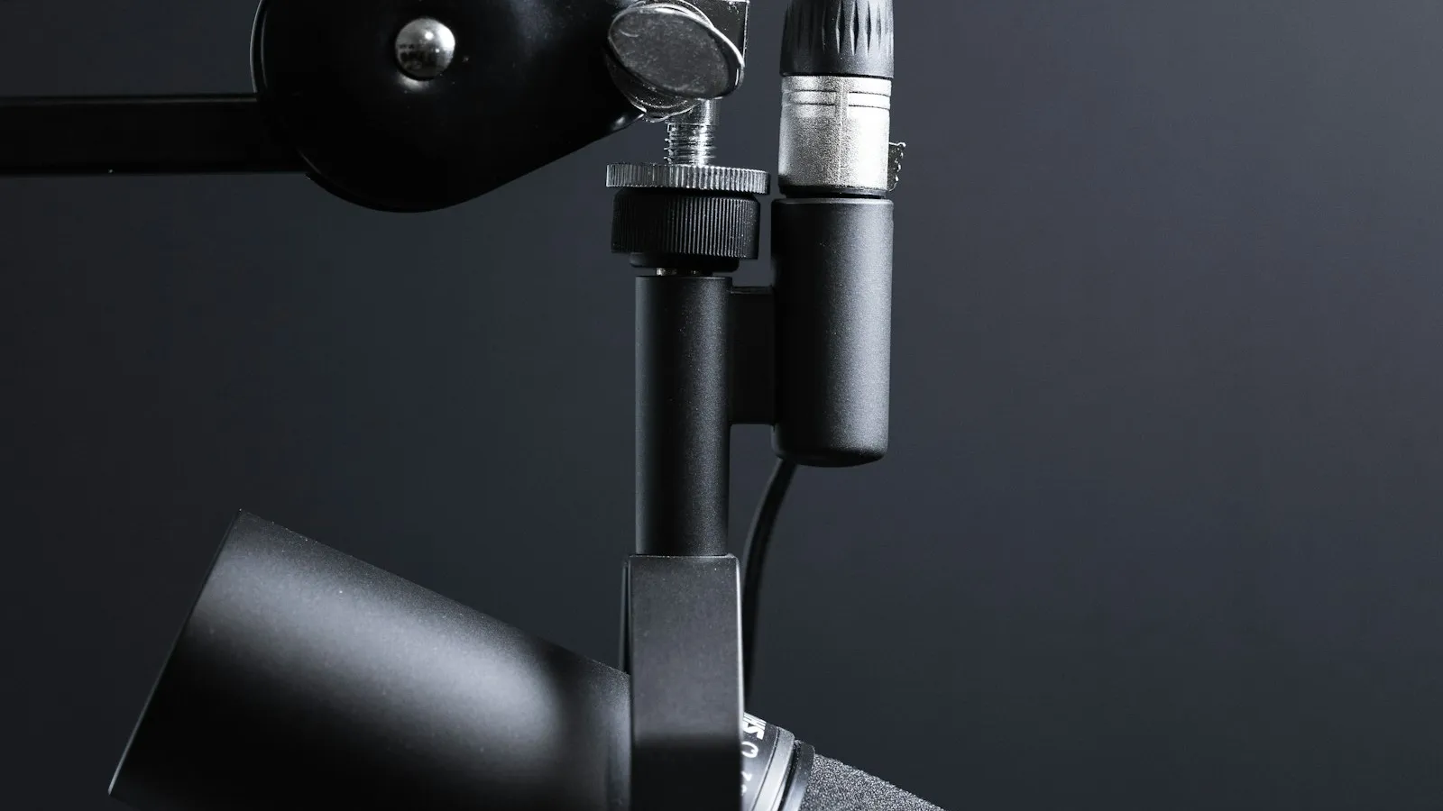 Whisper AI 2025: Speech-to-Text chuẩn nhất - Chuyển đổi audio thành text với độ chính xác 95%+