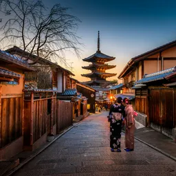Chasing Autumn Leaves (Momiji) & Cherry Blossoms (Sakura): Forecasts & Secret Spots